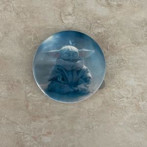 Baby yoda pop socket